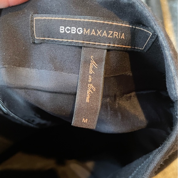 BCBG PENCIL SKIRT - Picture 3 of 3